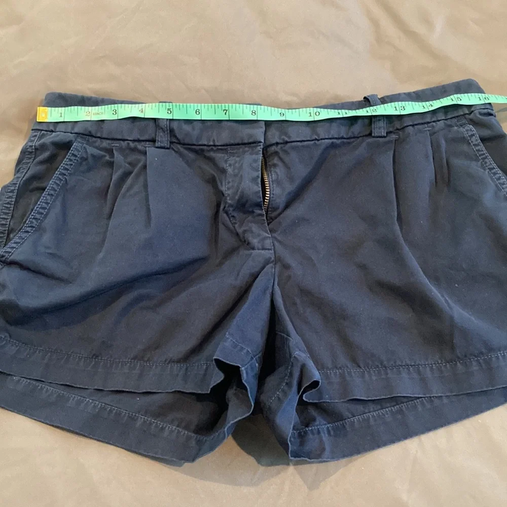2/$30 💙 J Crew shorts 💙 size 6 💙 navy blue - Picture 8 of 9